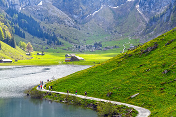 Der Seealpsee im Alpsteingebirge, Kanton Appenzell Innerrhoden (Schweiz)