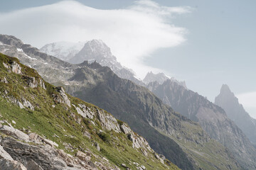 Obraz premium Vieuws over the Mont Blanc also called Monte Bianco during the hike Tour du Mont Blanc where you pass through the mountains of France, Italy and Switzerland.