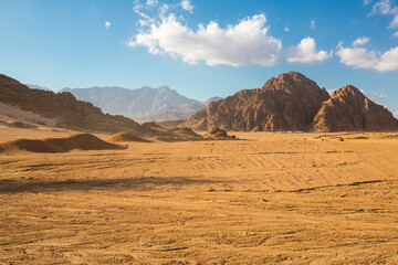 View of desert mountain landscape © gumbao