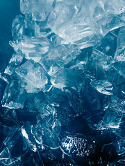 icecubes background,icecubes texture,icecubes wallpaper,ice helps to feel refreshed and cool water from the icecubes helps the water refresh your life and feel good.ice drinks for refreshment business