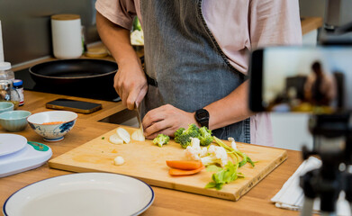 The chef is broadcasting live from workshop how to prepare a vegetarian lentils soup