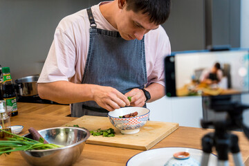 The chef is broadcasting live from workshop how to prepare a vegetarian massaman curry