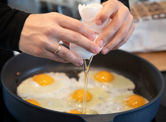 egg in a frying pan