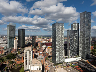Fototapeta premium Downtown Manchester in summer 