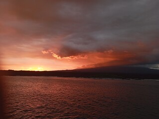 Obraz premium Sunset at Fernandina Island, Galapagos