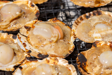 バーベキューの帆立