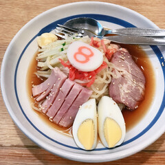 Cold Ramen with Boiled Egg, Ham, Pork, Shrimp and Cucumber