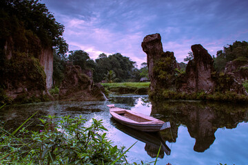 A boat at the top of lake