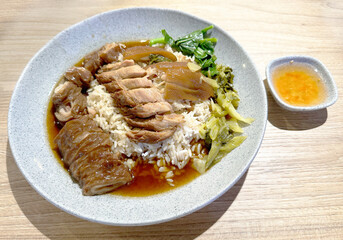 Stewed Pork Leg with Rice