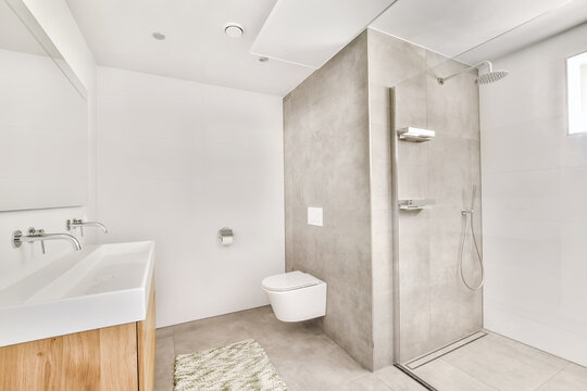 Modern bathroom with elegant minimalist design