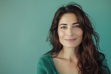 Fototapeta premium A close up portrait of a woman with a subtle smile