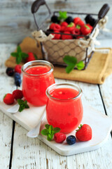 Kaltschale mit frischen Obst