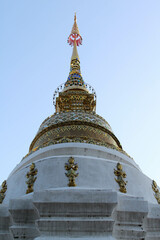 Naklejka premium White chedi in Wat Lam Chang, Chiang Mai, Thailand