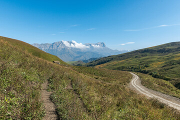 Obraz premium Stunning view of Aktoprak pass between Baksan and Chegem gorges. Caucasus mountains. Kabardino-Balkaria, Russia.