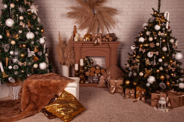 christmas tree with presents