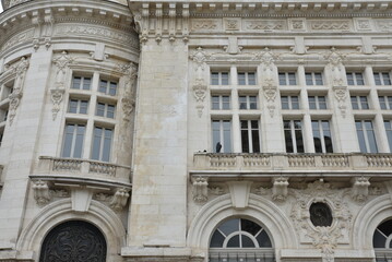 Fototapeta premium Façade néoclassique de l'hôtel de ville à Sens en Bourgogne. France