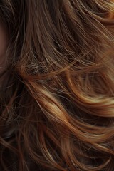 Naklejka premium Close-up of a woman with long hair, suitable for beauty or fashion concepts