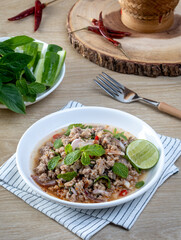 ground pork salad (pork larb)