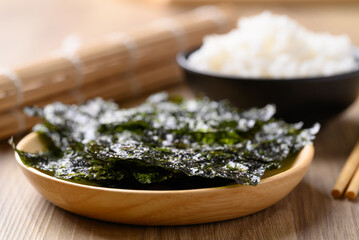 Dried seaweed sheet eating with rice, Asian food