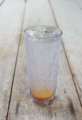 Soft drink with ice 