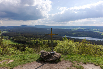 Blick vom bärenstein aud die Talsperre Cranzahl. Erzgebirge, Sachsen, Deutschland