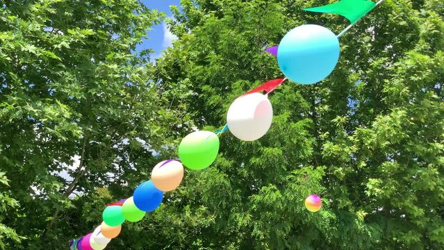 Allestimento festivo per un eventoi in giardino