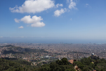 Obraz premium Barcelona panoramic view from Tibidabo mountain