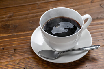 コーヒーカップにブラックコーヒー