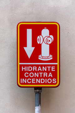Spanish fire hydrant sign with the text: hidrante contra incendios