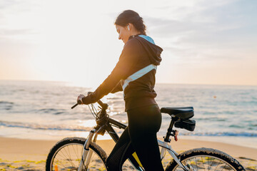 Fototapeta premium woman doing sports in morning