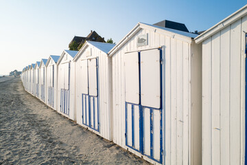 Naklejka premium changing cabins on the beach