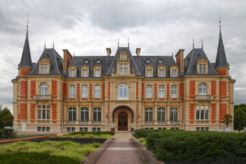 The Château des fontaines in Gouvieux