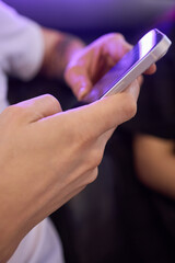 Obraz premium A robotic white Automotive tire is cleaning a glass window