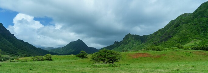 Fototapeta premium views from Kualoa Ranch in Oahu Hawaii