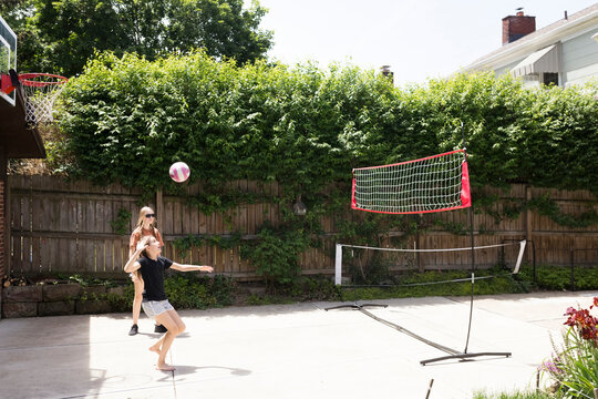 Driveway volleyball