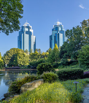 Towers, skyscrapers consisting of office buildings and hotels.