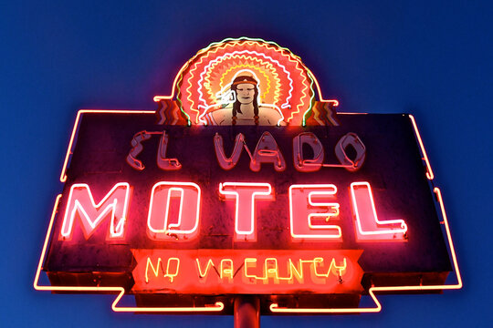 Closeup of late 1930&rsquo;s neon sign a &ldquo;must see&rdquo; today for history-minded travelers along Old Route 66, Albuquerque, New Mexico 