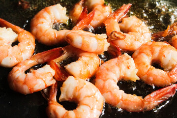 shrimps on the grill