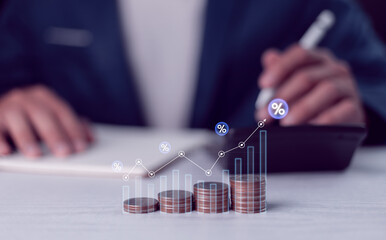 bank raised interest rate, high investors invest money return investment. mutual funds strategy...