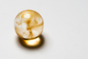 minimalistic golden marble