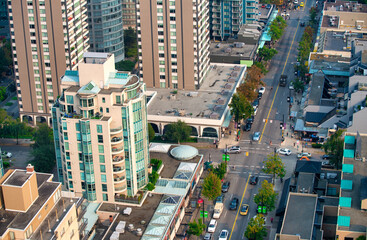 Naklejka premium Amazing aerial view of Vancouver skyline at sunset, Canada
