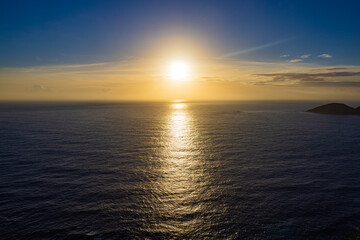 小笠原諸島・父島　ウェザーステーション展望台から望む夕景
