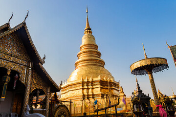 Fototapeta premium Wat Phra That Hariphunchai Woramahawihan is famous temple located in the northern region Thailand.