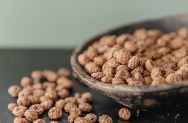 dried tiger nuts in bowl