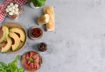 Italian antipasto prosciutto melone melon with ham