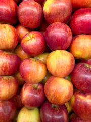 Red and yellow color apples