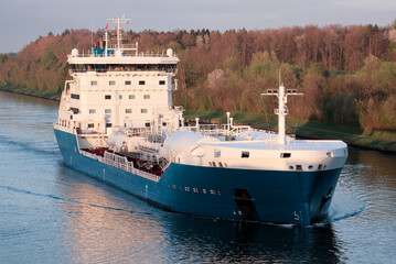 Oil Product Tanker With Dangerous Flammable Combustible Cargo On Board.. © I am from Mykolayiv