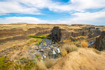 A rocky area of rapids along the Palouse River as it feeds into Falls at Palouse Falls State Park, in Palouse, Washington, USA.