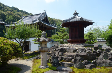 興聖寺　山門と秋葉堂　京都府宇治市
