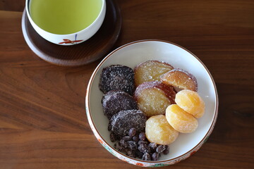 Japanese sweets, sweetened adzuki beans